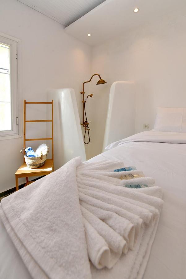 Blue Vorna Apartment